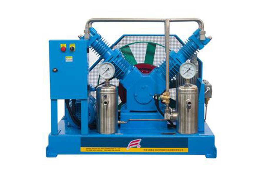 Posilňovač stredného a nízkotlakového kyslíka